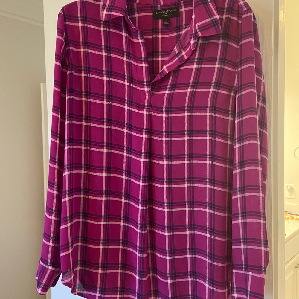 Banana Republic Boyfriend Fit Plaid Blouse